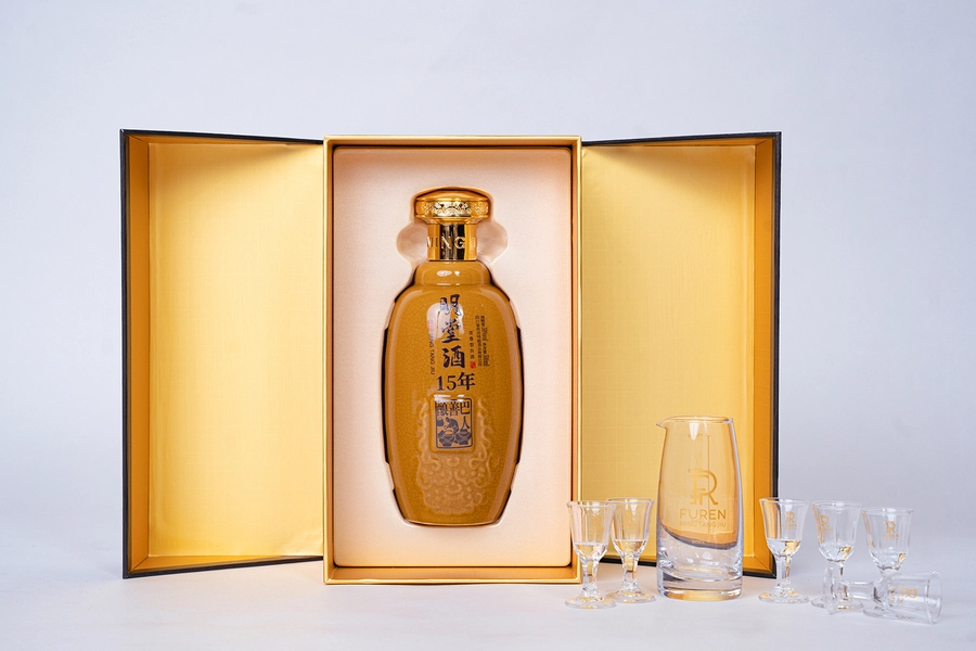 Rượu Minh Đường 15 năm